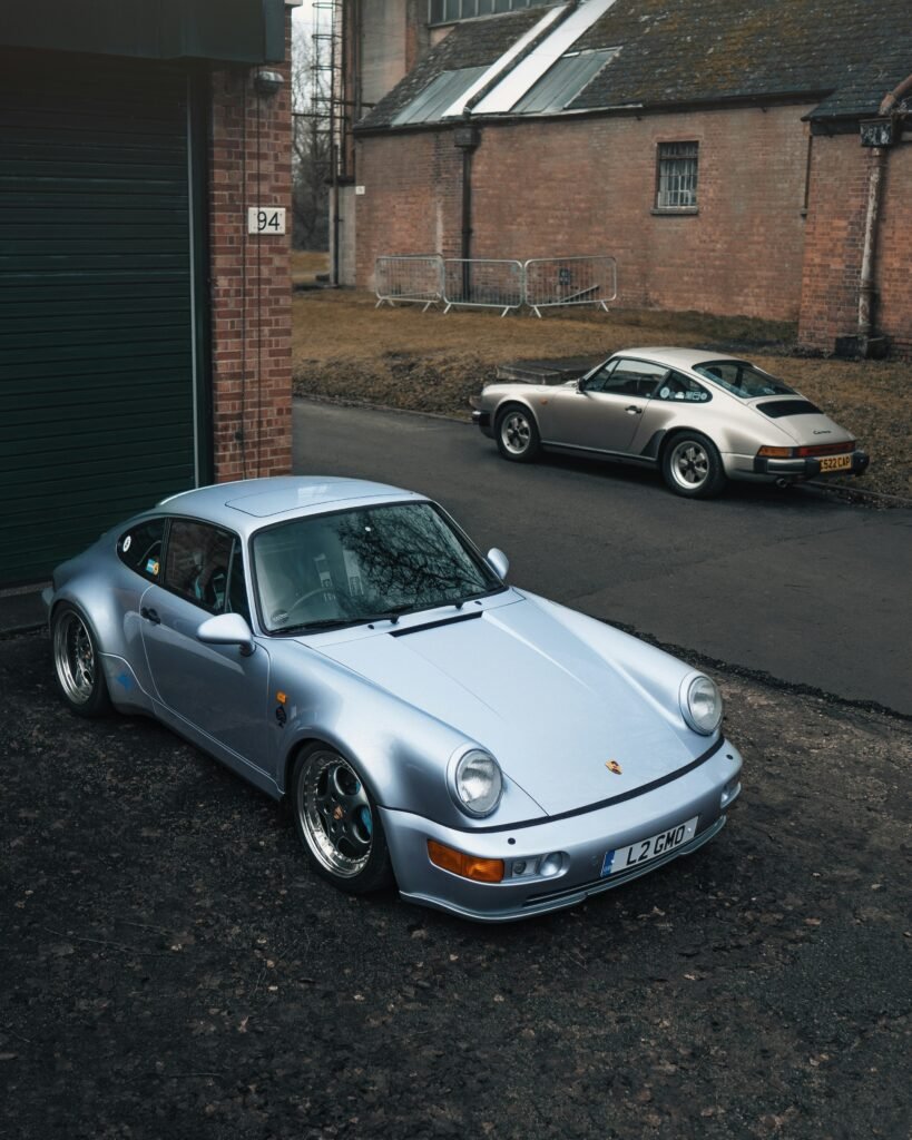 Porsche 964